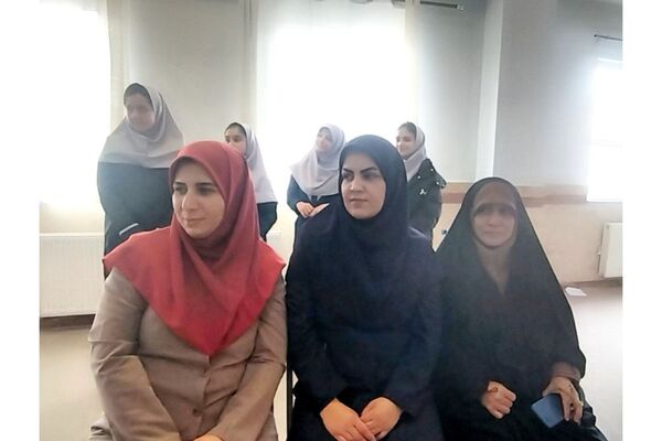 جشن نیمه شعبان در مدرسه شهید اسماعیلی عقدا پردیس 