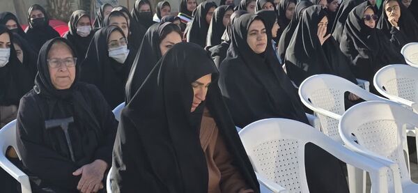 برگزاری یادواره «لاله‌های روشن» در دبیرستان مهدیه
