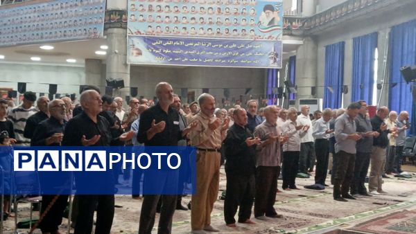 اقامه نماز جمعه همزمان با روز خبرنگار