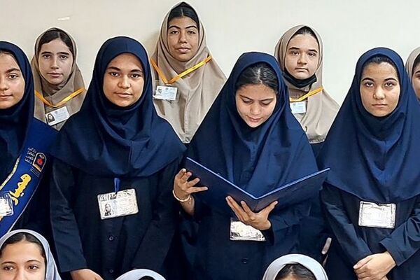 برگزاری جلسه همیاران مشاور در دبیرستان بعثت ناحیه یک شهرری