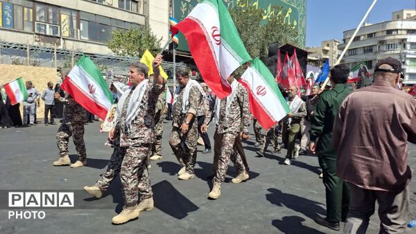 جان‌فدایان ایران؛ رژه بزرگ در تهران