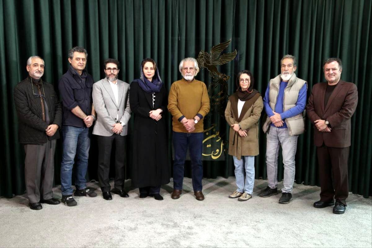 حضور پررنگ منتقدان در انتخاب آثار فجر/ امید برای انتخاب سخت‌گیرانه
