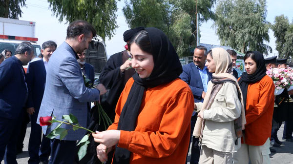 خوش‌آمدگویی مسئولان شهری قم به زائران کریمه اهل بیت(س)