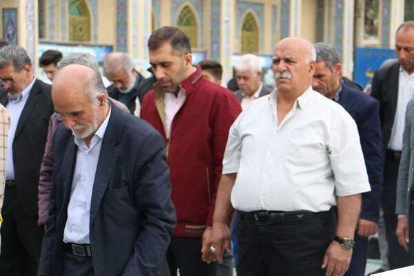 برگزاری با شکوه نماز عید فطر در صفادشت ملارد 