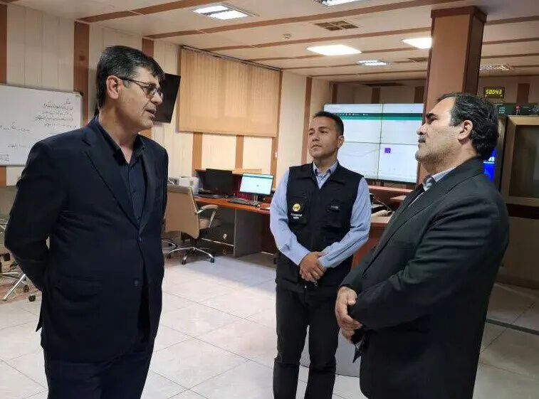 پایداری شبکه و رضایت مشترکان، اولویت اصلی صنعت برق است