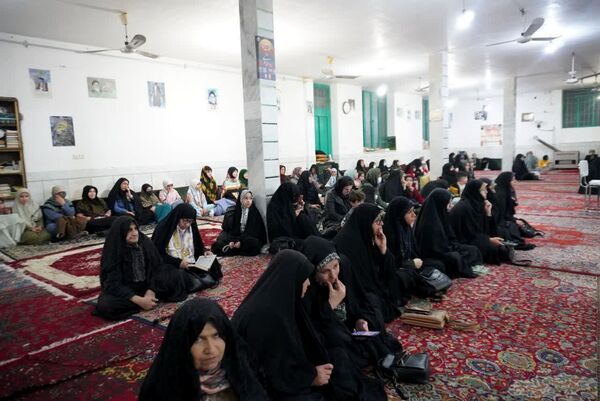 چلچراغ آیه‌ها و جشن ولادت حضرت فاطمه‌زهرا(س) در گالیکش