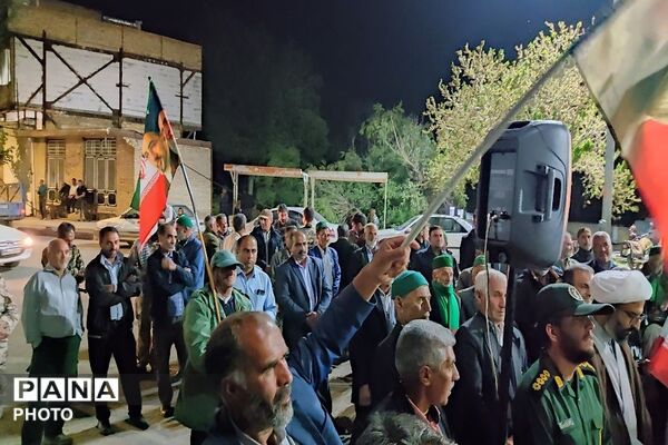 از انتقام خون شهدا صرف نظر نخواهیم کرد