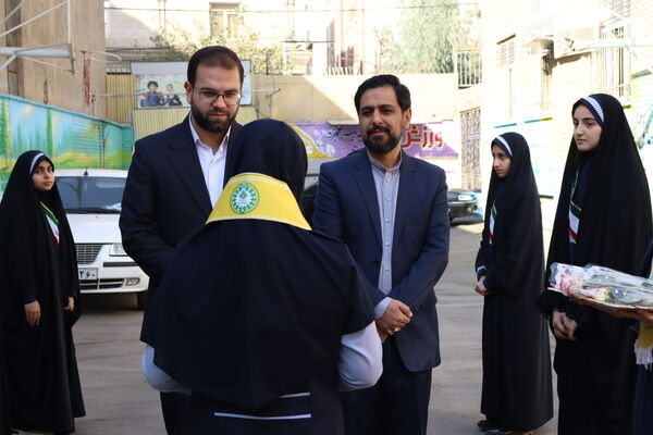ابتکار عمل دانش‌آموزان در پویش وطن یار 