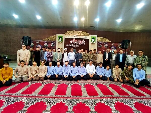 یادواره شهدای دبیرستان ماندگار امام صادق(ع) قم