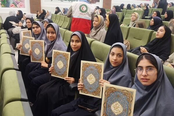 هر‌دانش‌آموز‌ یک‌نقش،‌ هردانش‌آموز‌‌ یک‌تشکل