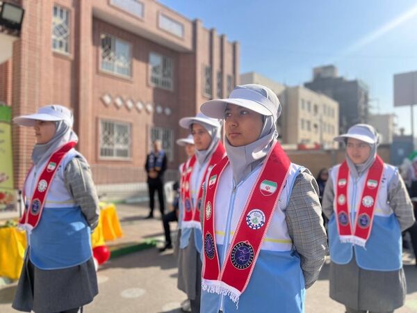 برگزاری برنامه نمادین استانی و مانور تشکیلاتی یاوران انقلاب در خراسان رضوی