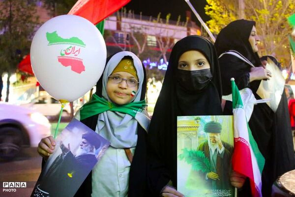 حضور نسل آینده انقلاب در شب‌های اقتدار