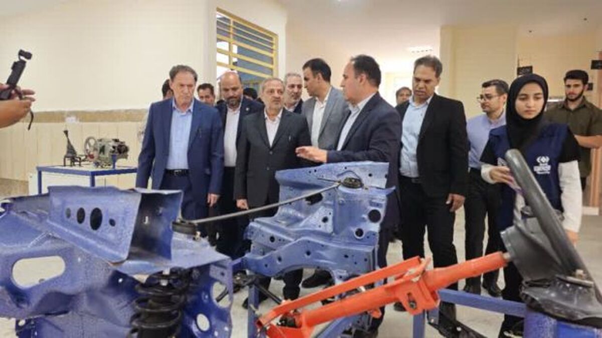 دانش‌آموزان بر اساس علایق و استعدادهای خود وارد بازار کار شوند