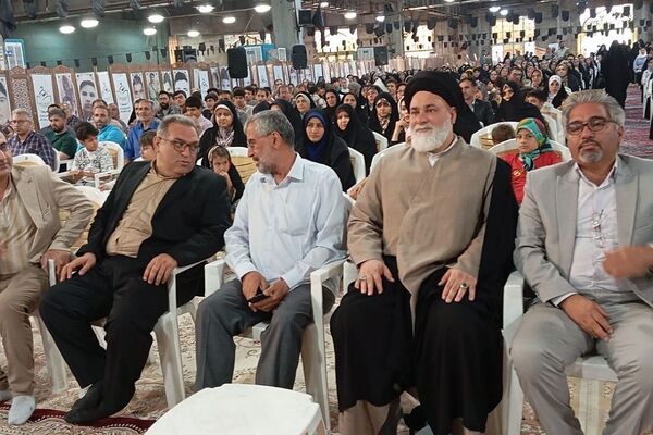 همایش خانوادگی زیر سقف آرامش در مصلی نسیم‌شهر