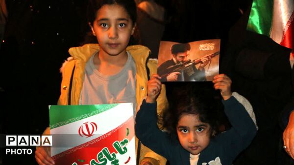 دهه نودی‌ها هم به میدان آمدند