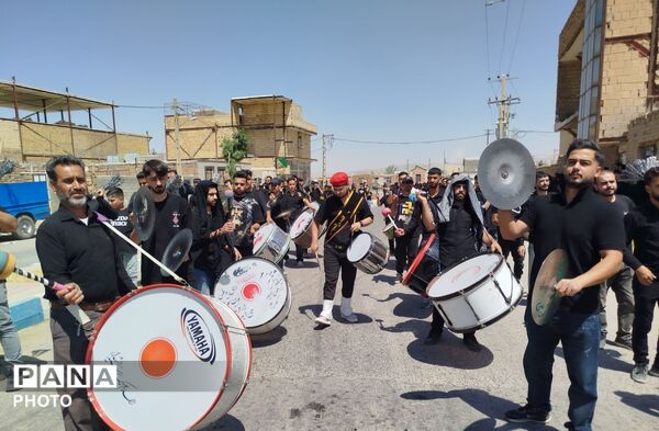 تجدید پیمان وفاداری در دهنو اورزمان