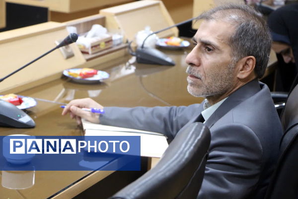 نشست شورای سازمان دانش‌آموزی استان یزد