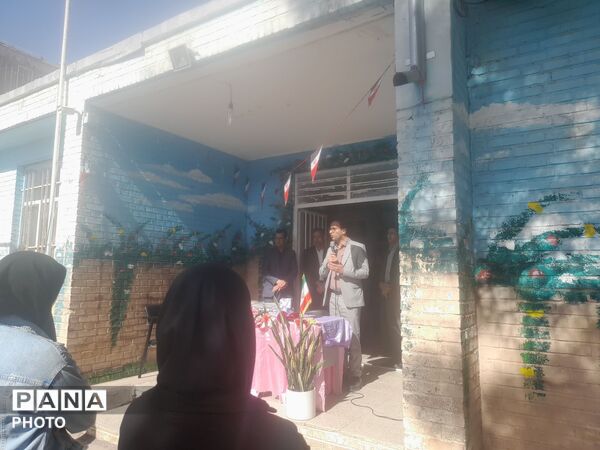 تقدیر از برگزیدگان استانی ششمین جشنواره پژوهش‌سراهای خراسان رضوی در باخرز