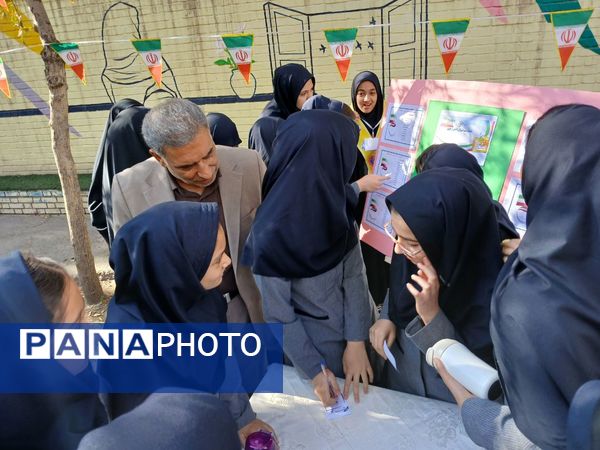 انتخابات شورای دانش‌آموزی در دبیرستان استقلال ناحیه ۶ مشهد