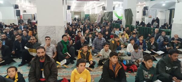 برگزاری محفل انس با قرآن «میهمانی آیه‌ها» در مسجد قمر بنی‌هاشم یزد