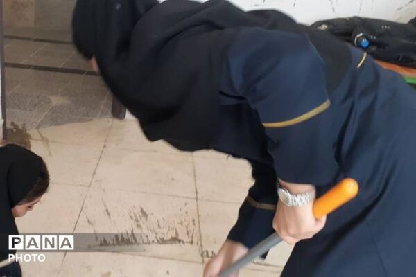 شور همدلی دانش‌آموزان در پیشواز از مهر