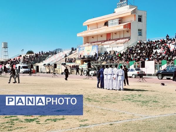 راهپیمایی یوم الله ۲۲  بهمن با حضور پرشور مردم در بوشهر 