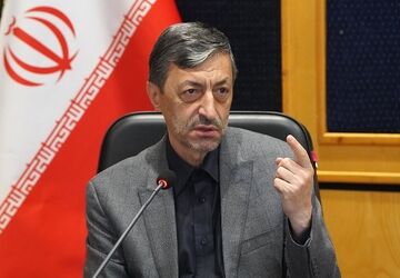 وحدت مسئولان و همدلی مردم سد محکمی در برابر زیاده‌خواهی دشمنان ایران