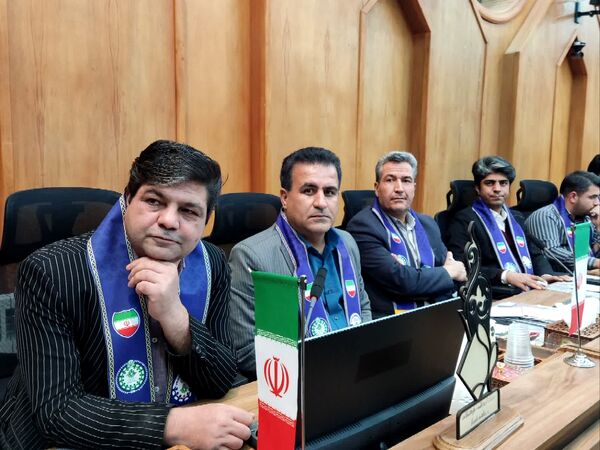 نشست هم‌اندیشی مسئولان سازمان دانش‌آموزی استان فارس روز اول