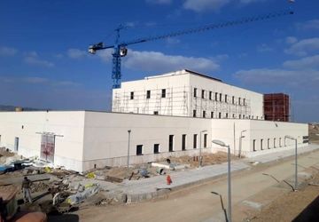 احداث بیمارستان خیریه ۶۴ تخت‌خوابی