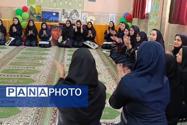 تجلی هنر و خلاقیت دانش‌آموزی در دبیرستات حضرت رقیه ورامین