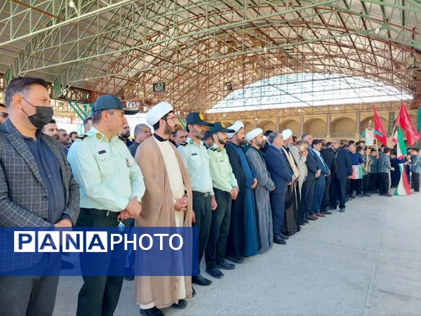 همدلی مردم و مسئولان مروست در بزرگداشت یوم‌الله ۱۳ آبان