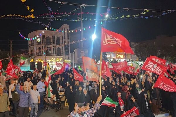 نبض شب در دستان مردم؛ فریاد وحدت در سکوت شهر