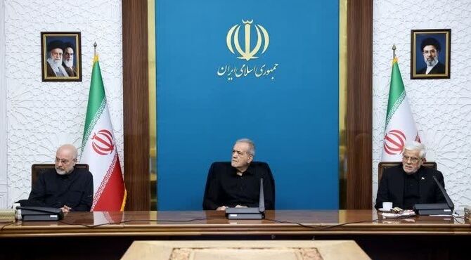 بررسی تمهیدات برگزاری آیین تشییع پیکر مطهر قائد شهید