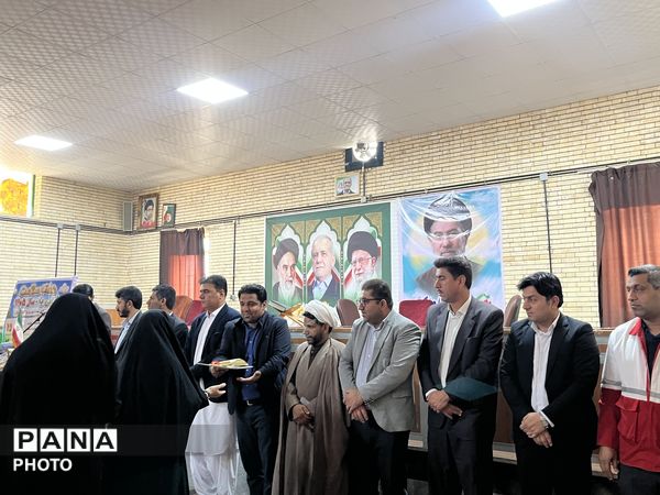 آیین افتتاحیه هفته سلامت در سالن اجتماعات آموزش و پرورش رودبارجنوب