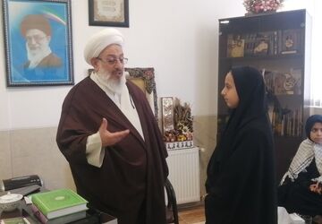 دیدار دانش آموزان تفت با امام جمعه شهرستان تفت 