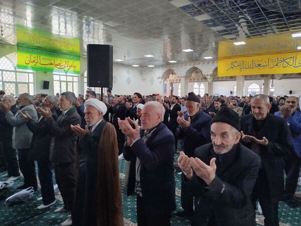 نماز جمعه در شهرستان کاشمر 