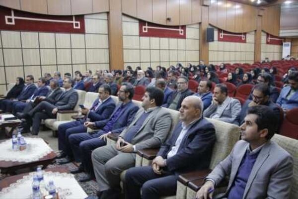 تقدیر از مسئولین سوادآموزی منطقه چهاردانگه به مناسبت کسب رتبه سوم استانی نهضت سوادآموزی 