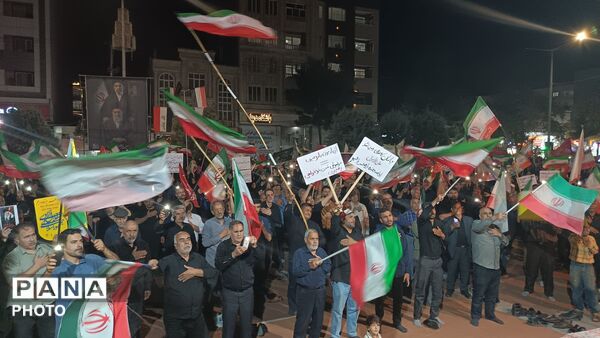 حسینیه امام خامنه ای(ره)به وسعت ایران،در شب صد و بیست و هفتم