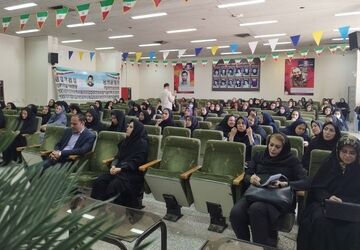 جلسه آموزشی با موضوع مداخلات به هنگام در شناسایی کودکان دیرآموز در دوره پیش دبستان