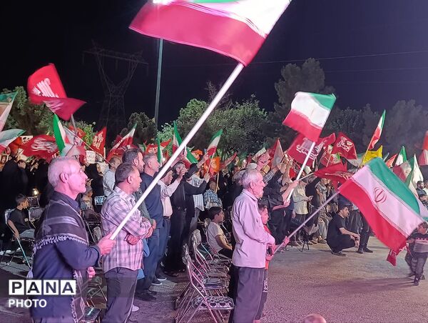 بعثت مردمی در میدان نبوت قم