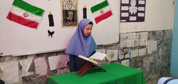 گرامیداشت شهادت سردار دل‌ها در مدرسه فرهنگ خلیل آباد