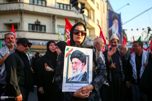 مراسم تشییع پیکر مطهر رهبر شهید انقلاب در تهران - 4