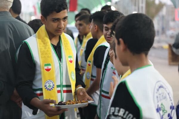 حضور معاون وزیر آموزش‌وپرورش در موکب  اربعینی انصار الحسین فرهنگیان و دانش آموزان حمیدیه
