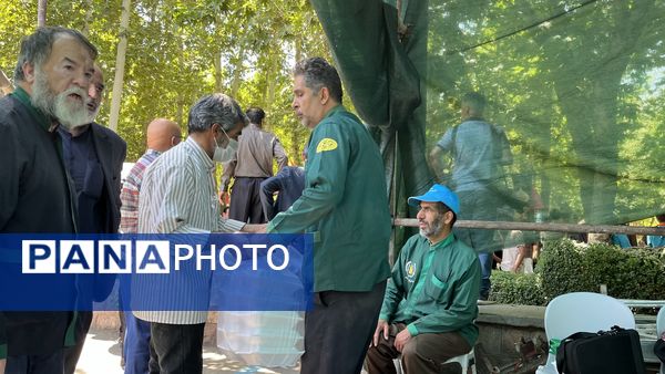 سفره غذای ۴۰ هزار نفری عید غدیر در مشهد برپا شد