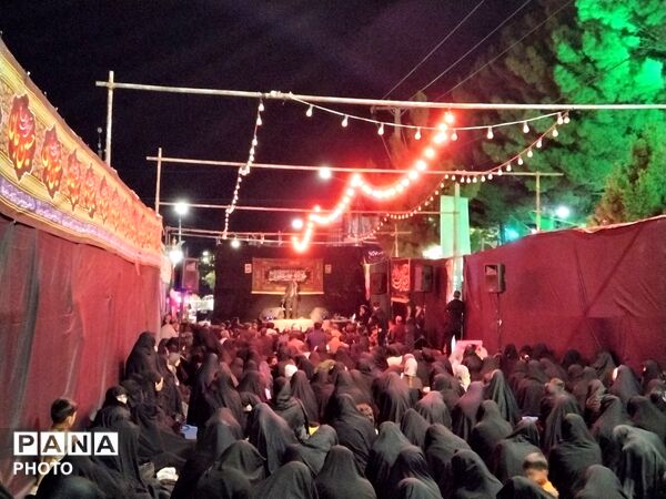 میدان نجفیه؛ کانونِ جوشانِ عشق و میثاقِ حسینی در زاوه