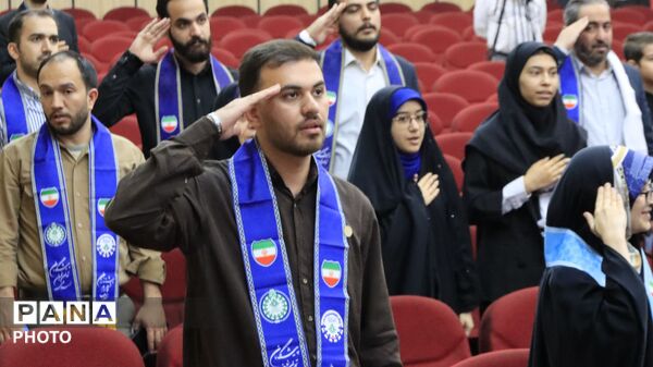 چهره‌های درخشان سازمان دانش‌آموزی زیر ذره‌بین دوربین‌ها
