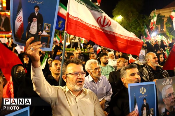 بازتاب حضور گسترده جامعه فرهنگی تبریز در سالگرد شهدای دفاع مقدس ۱۲روزه
