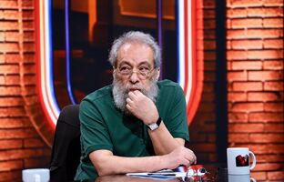 مسعود فراستی خطاب به نوجوانان: تند نقد کنید؛ آینده متعلق به شماست/ تا ۹۹سالگی شلوغ می‌کنم!