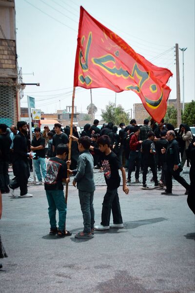 زابل در ماتم حسین؛ گلزار شهدا شهرستان زابل میزبان اشک و شور عزاداران حسینی