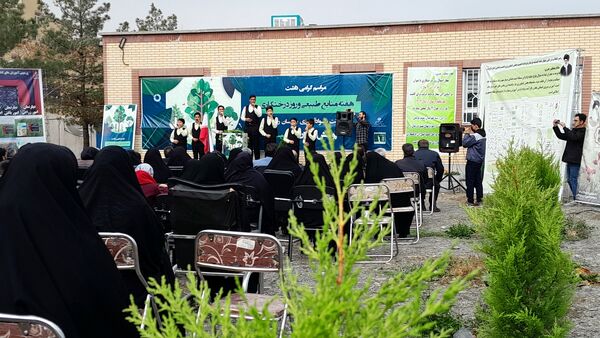 مراسم درختکاری در هنرستان استاد یوسفی مشهد 